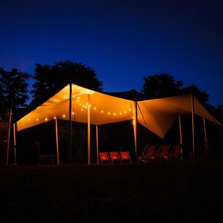 Отель Camping @ Nogometni Golf Любляна Экстерьер фото